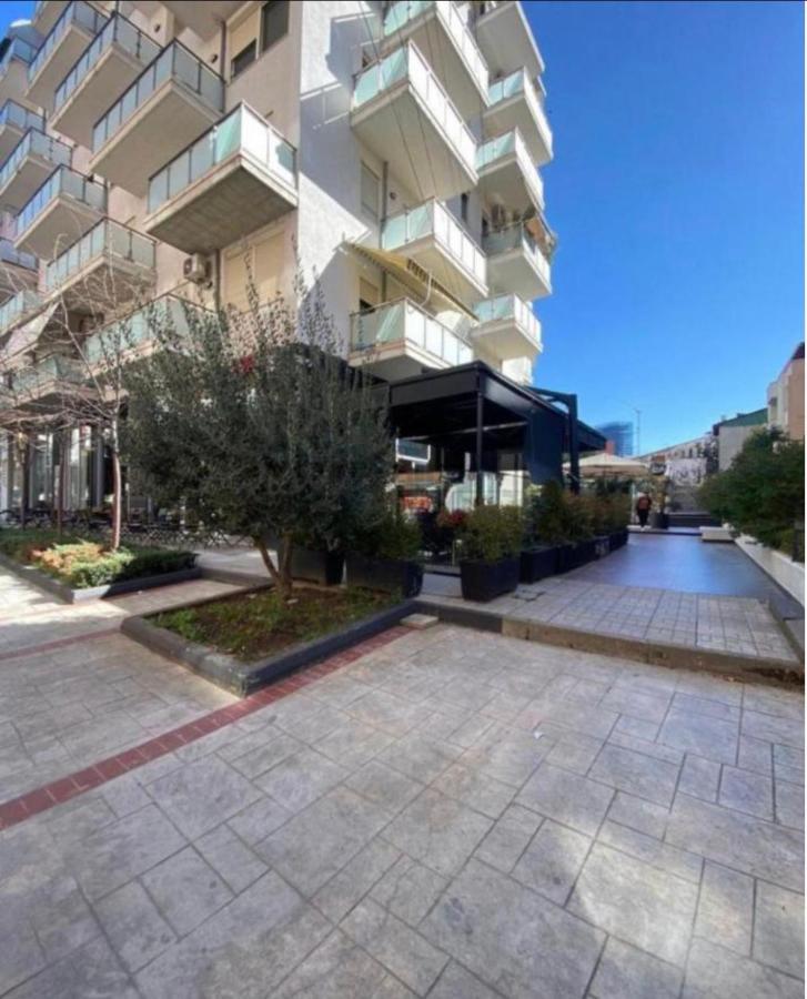 Syncron Apartments In The Center Of Tirana Exterior photo