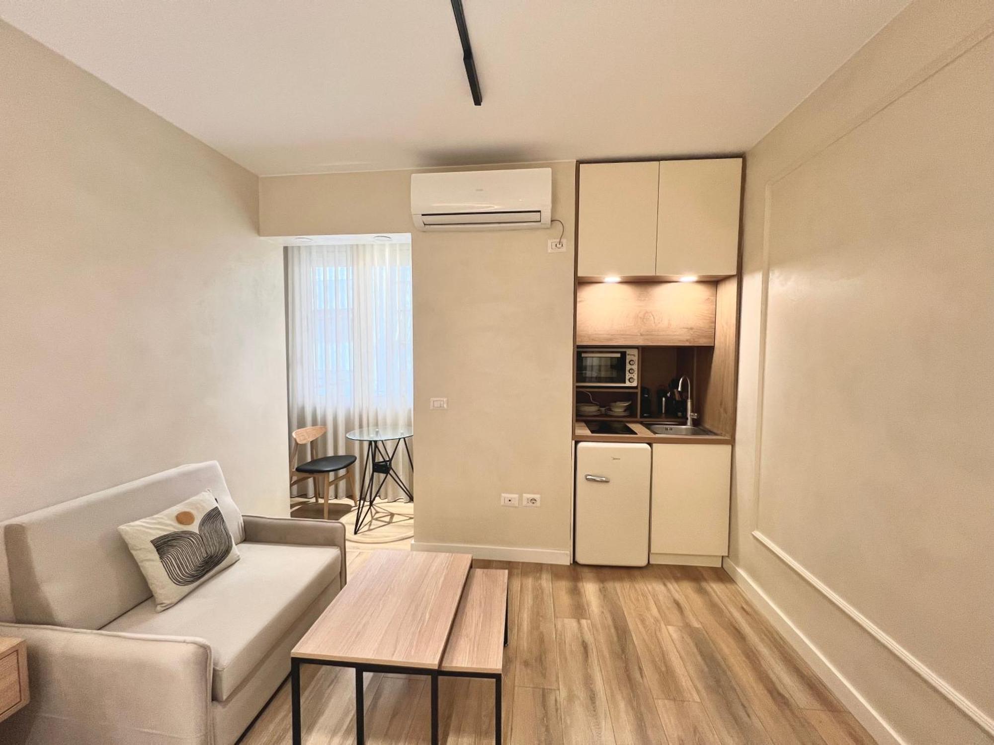 Syncron Apartments In The Center Of Tirana Exterior photo