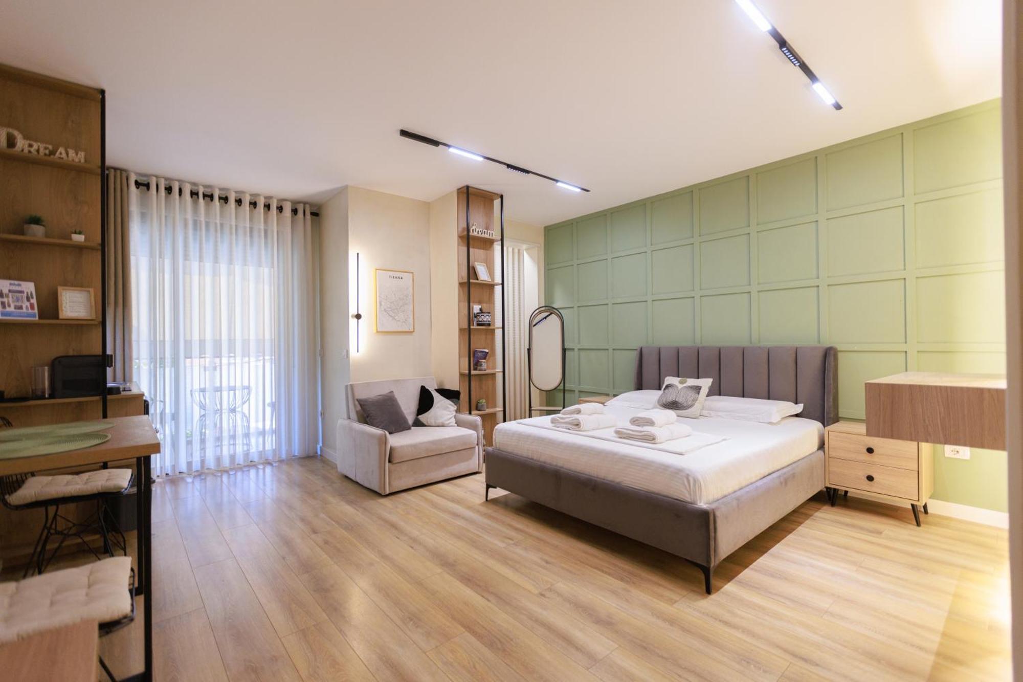 Syncron Apartments In The Center Of Tirana Exterior photo